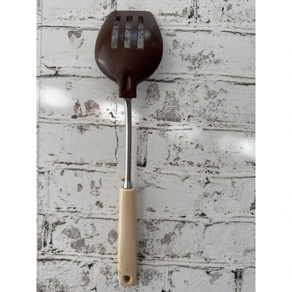 Vintage Slotted Spoon Brown Nylon Head Cream Melamine Handle Retro Kitchen Tool